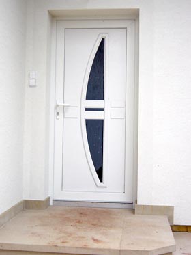 Reference - vchodové dveře